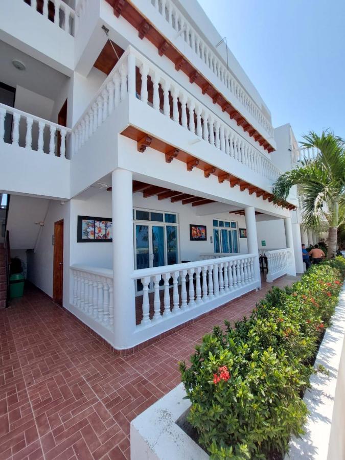 Hotel 3 Banderas Manzanillo Del Mar Cartagena Eksteriør billede